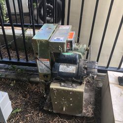 Electric gate stuck or not opening? Fast solution for motor, chain, and sensor issues