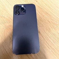 Unlocked iPhone 14 Pro Max 128GB deep purple