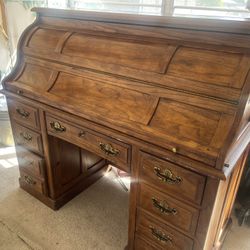 Antique Desk Very Solid NEW condition 