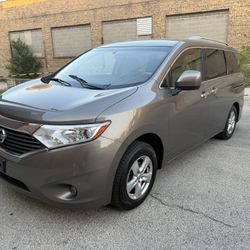 NISSAN QUEST 2017