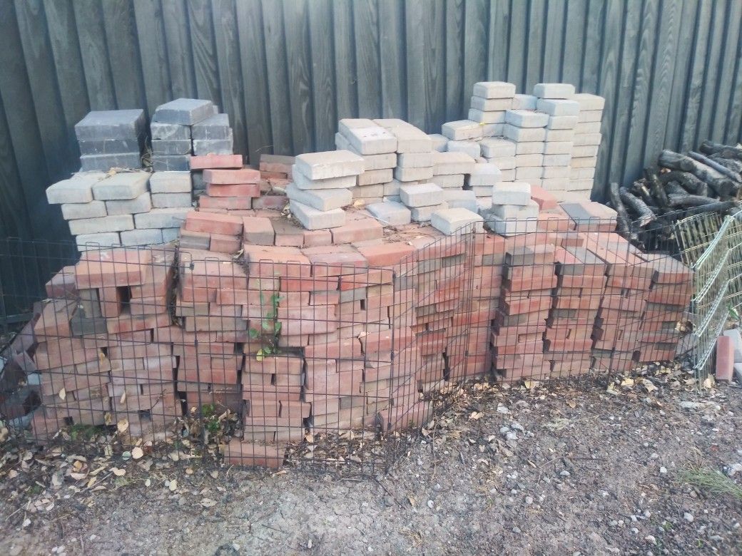 RED BRICKS & PAVERS