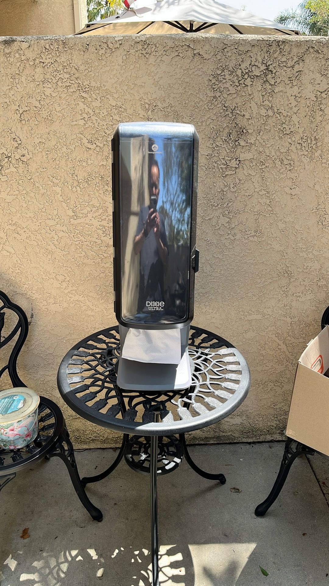 George Pacific Dixie ultra napkin dispenser