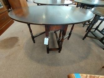Gateleg Table a