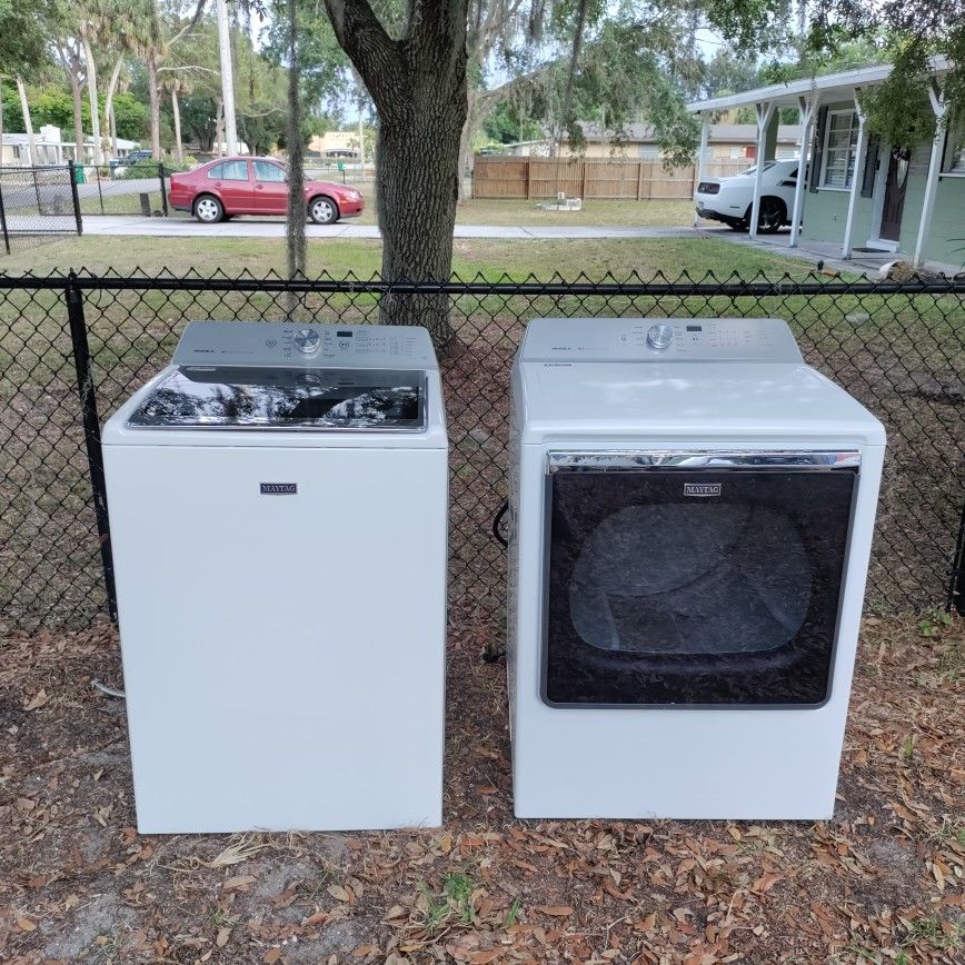 brand new one month old Maytag top load washer dryer original warranty