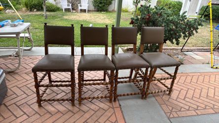 Set of 4 stool chairs