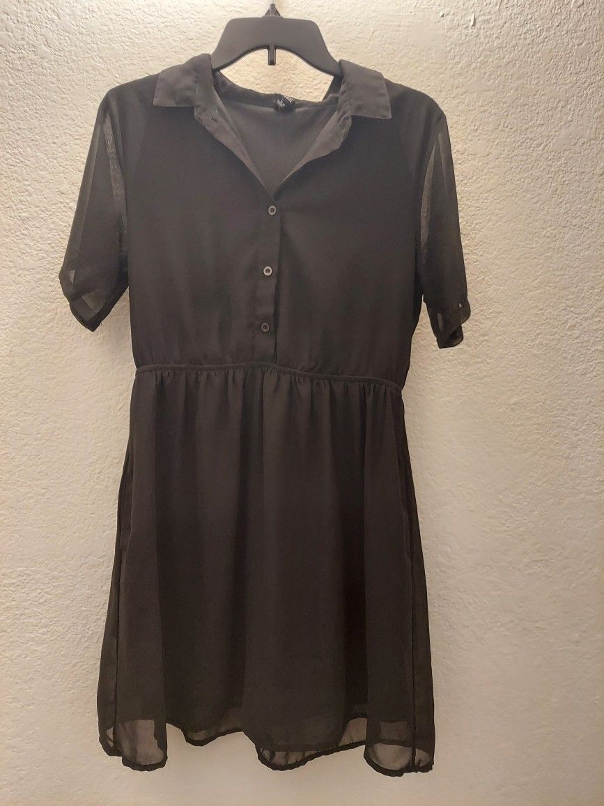 Black Collared Dress With Sheer Sleeves Large Jrs
