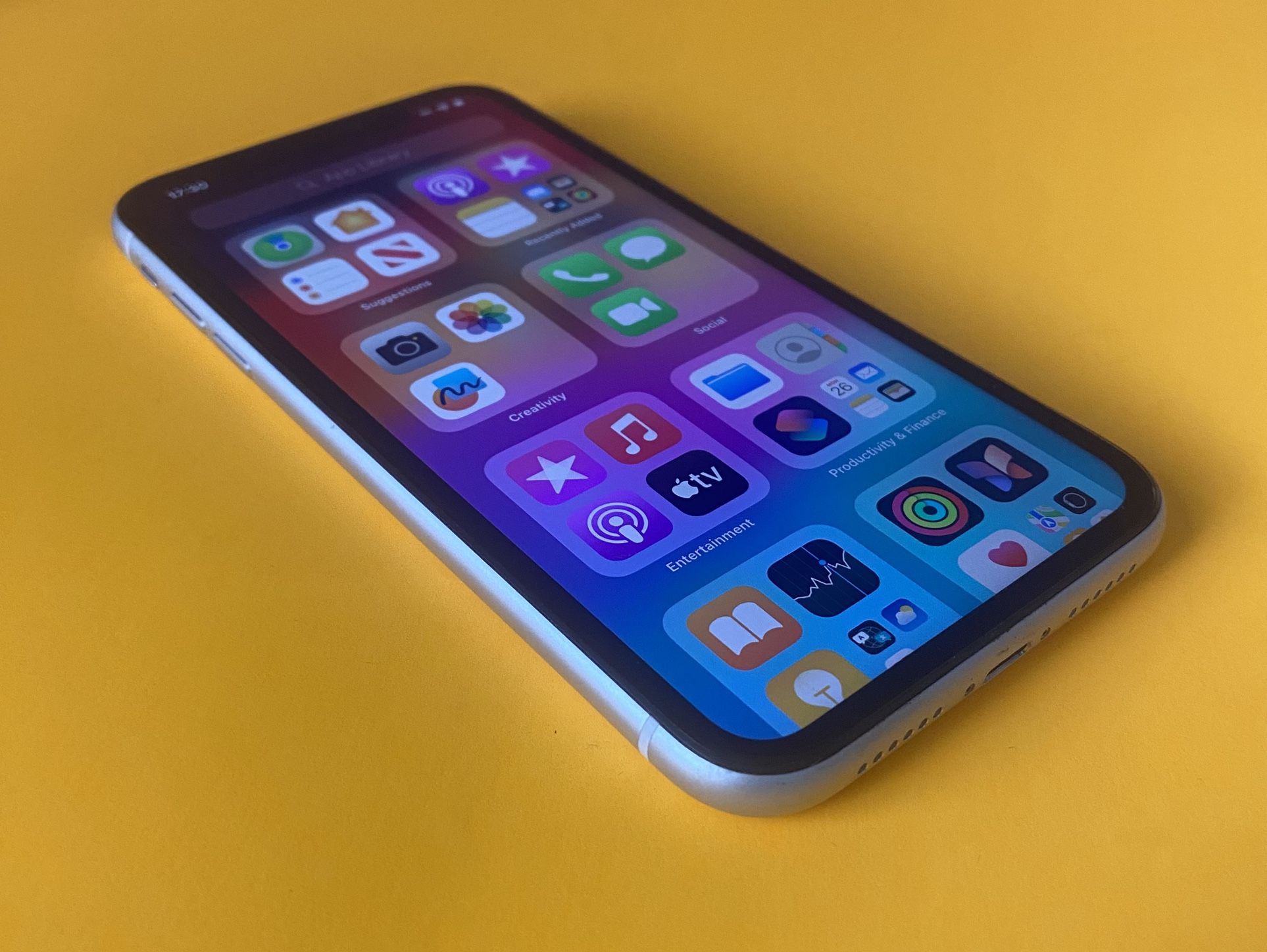 Apple iPhone XR 64 GB unlocked for all company