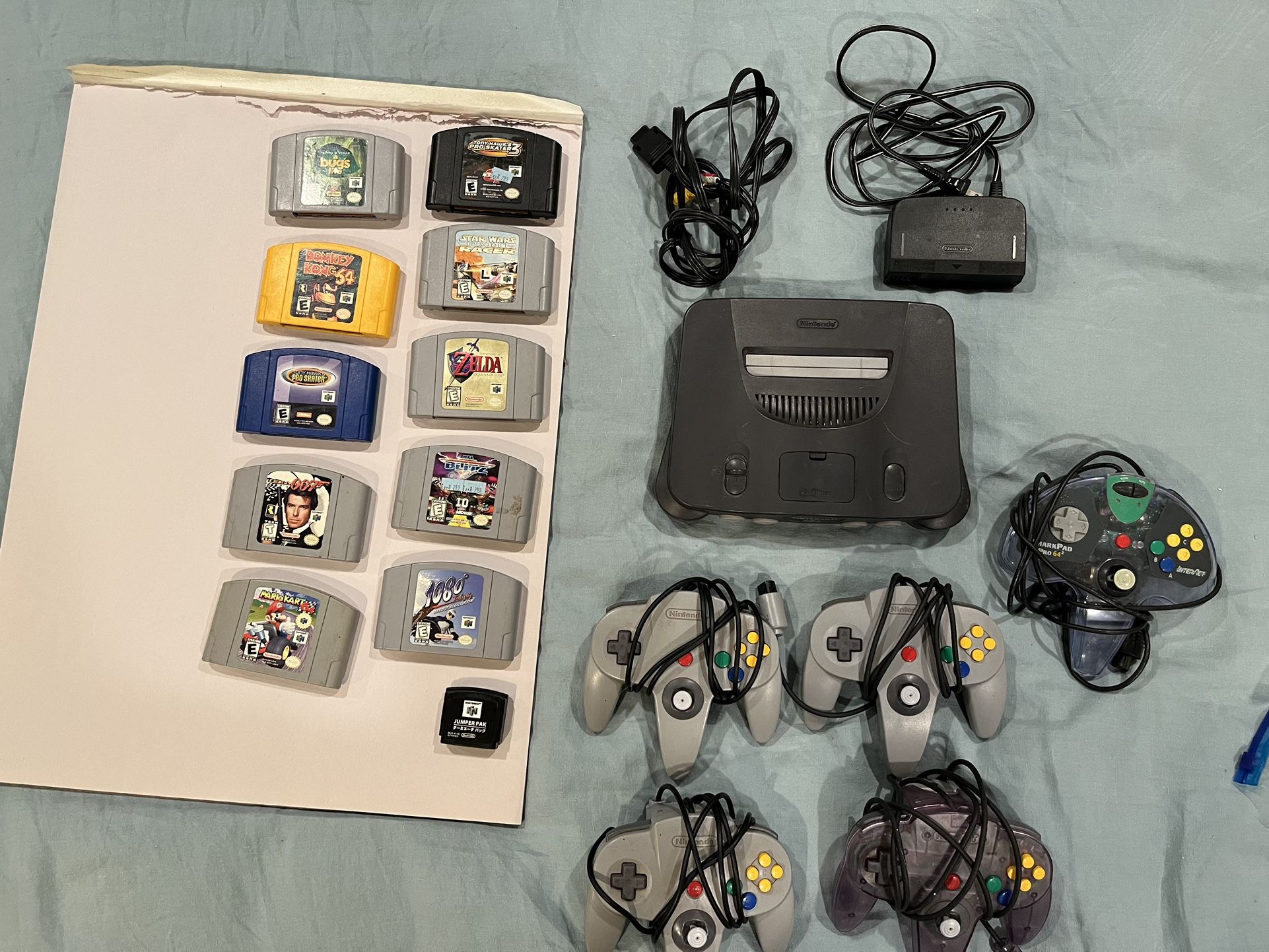 N64 Bundle System, 5x Controllers, 10x Games