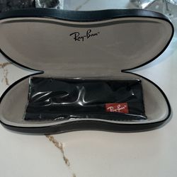 Ray Ban glasses case