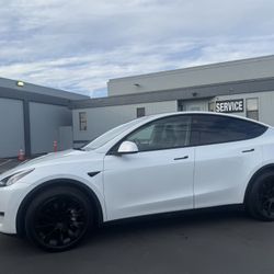 2021 TESLA MODEL Y $25.995