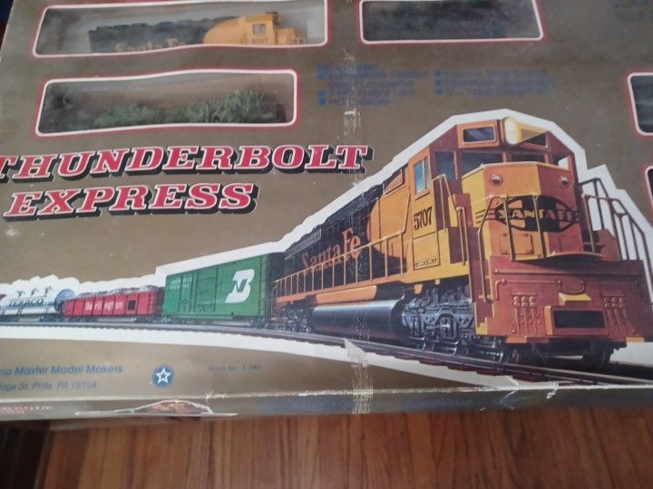 Thunderbolt Express Electric Train Set H O
