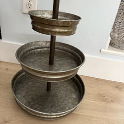 Metal Tiered Tray 