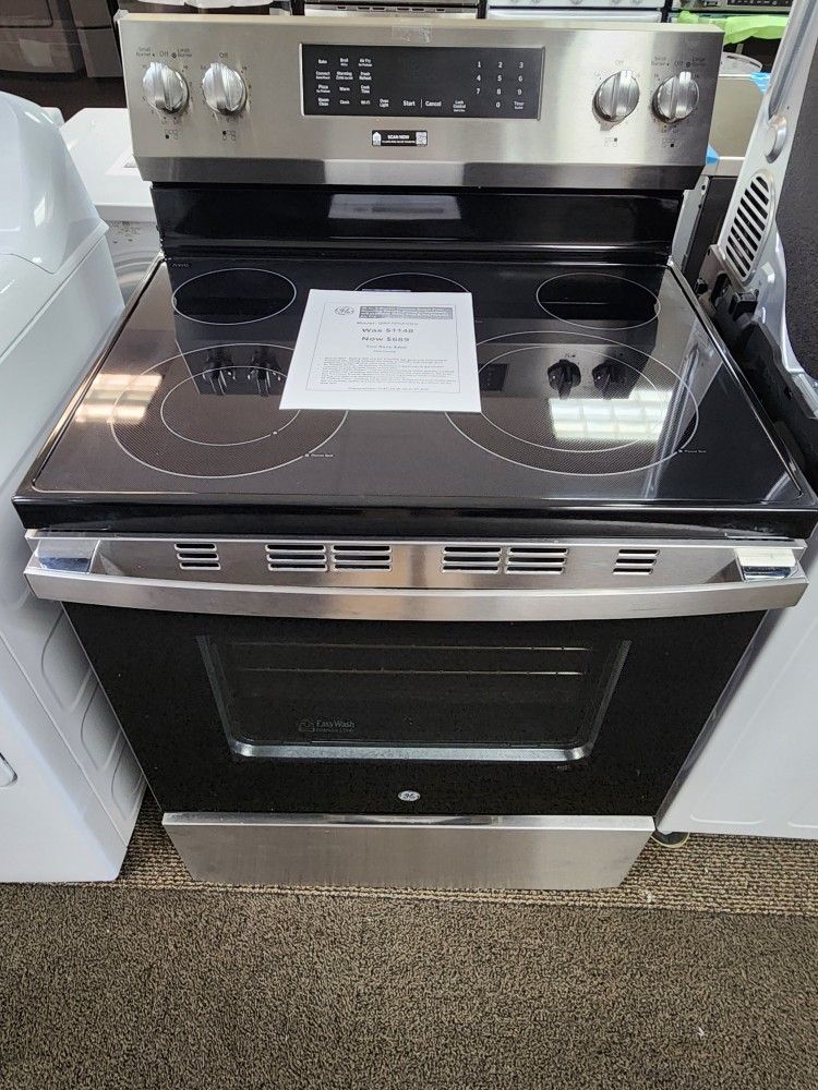 30 in. 5 Burner Element Smart Free- Standing Electric Range in Stainless W/EasvWash Oven Tray 8 No-Preheat Air Fry
