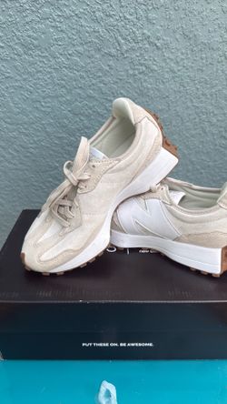 New balance.       Size. 6   Woman.