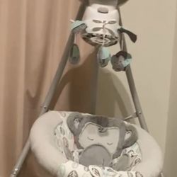 Graco Baby Swing