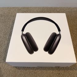 AirPods Max Space Gray