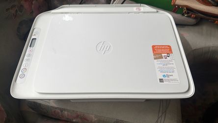 HP DeskJet 2700 wireless printer (print, copy, scan).