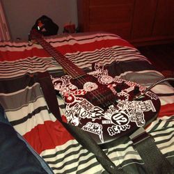 Begginer / Expert Electric Guitar