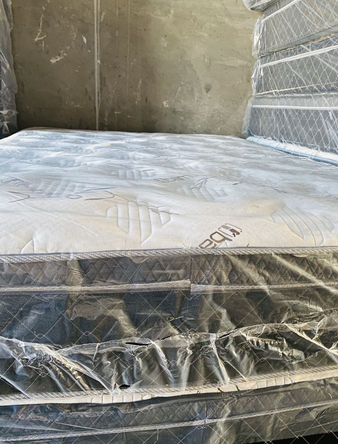 Brand New Pillow Top Queen Size Mattress And Box 