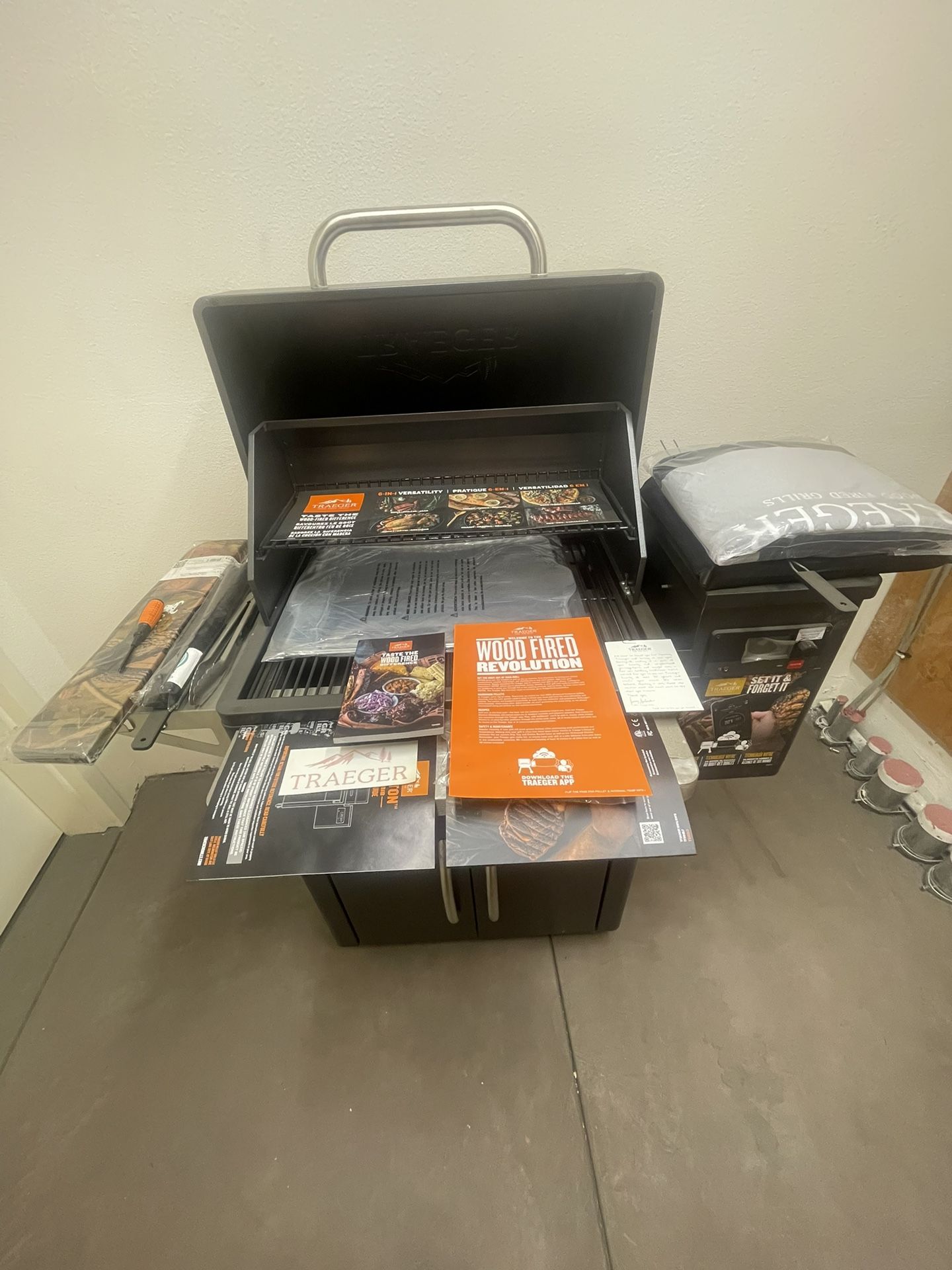 Traeger Silverton 620 Pellet Grill
