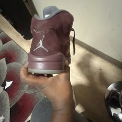 Jordan 5s Retro Burgundy 
