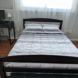 Full Size Bed Set