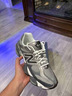 New Balance 9060 Grey Black Size 9.5