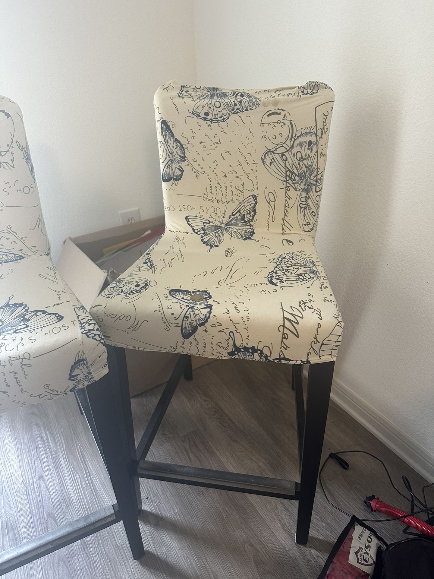 Countertop Chair (4) 