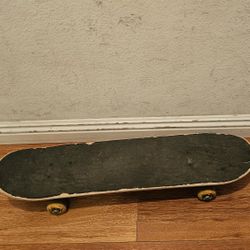 Skateboard