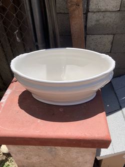 New Italian ceramic tureen