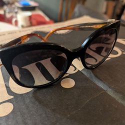 Burberry "Cat Eye"  Sunglasses 