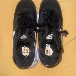 Nike Air Max SYSTM – Black/White (New, 3.5Y)