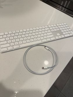 Apple MagicKeyboard A1843