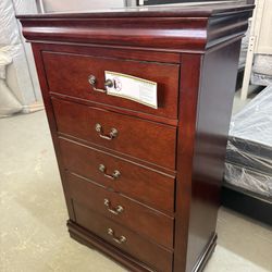 5 Drawer Cherry Brown Chest 