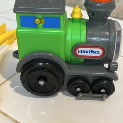 Fisher Price Tumble Train With Sound And Light 