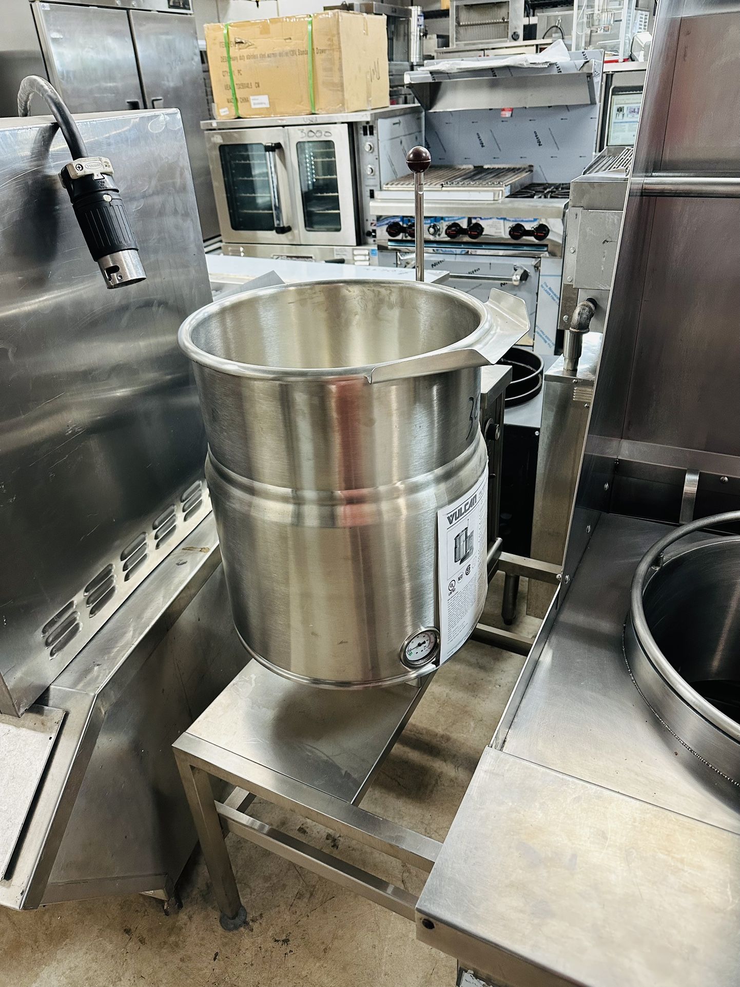 Used Electric Tilting Kettle 