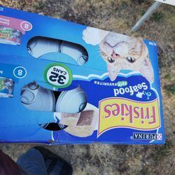 32 Cans Friskies Wet Paté New In Box