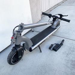 New in Box $165 Electric Foldable Scooter 13.7 Miles Range, 15.5 MPH, 500W Peak Motor, 8” Inner Tires (5th Wheel M1) 