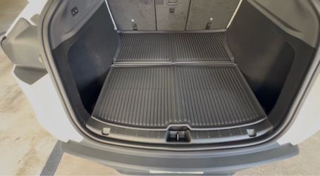 Tesla Model Y Juniper 6 pieces Floor Mats