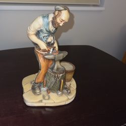 Vintage Naturecraft England Stoneware “Blacksmith” Figurine 