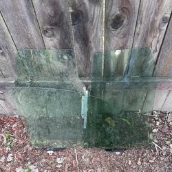 Toyota corolla Glass