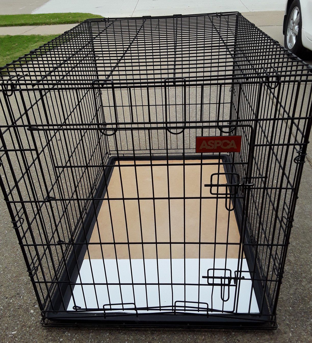 X-Large, sturdy dog crate