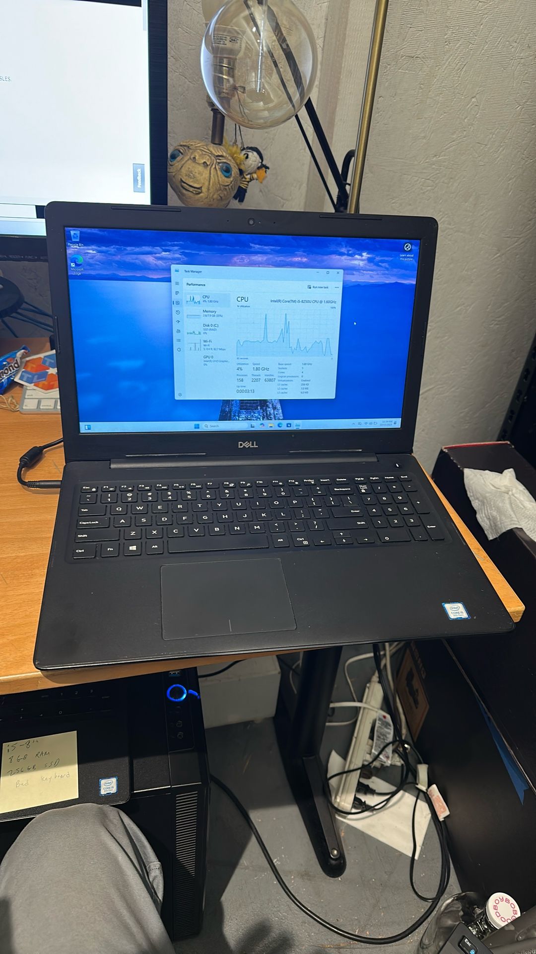 Dell latitude laptop i5-8th 256GB SSD NVME 8GB RAM Win 11 Pro