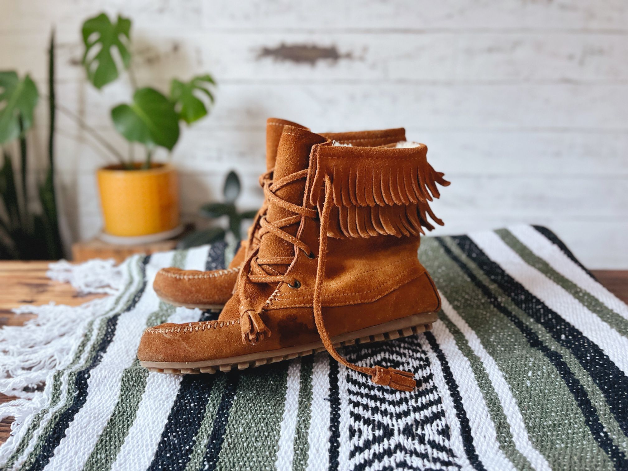 Minnetonka Leather Moccasin Boots
