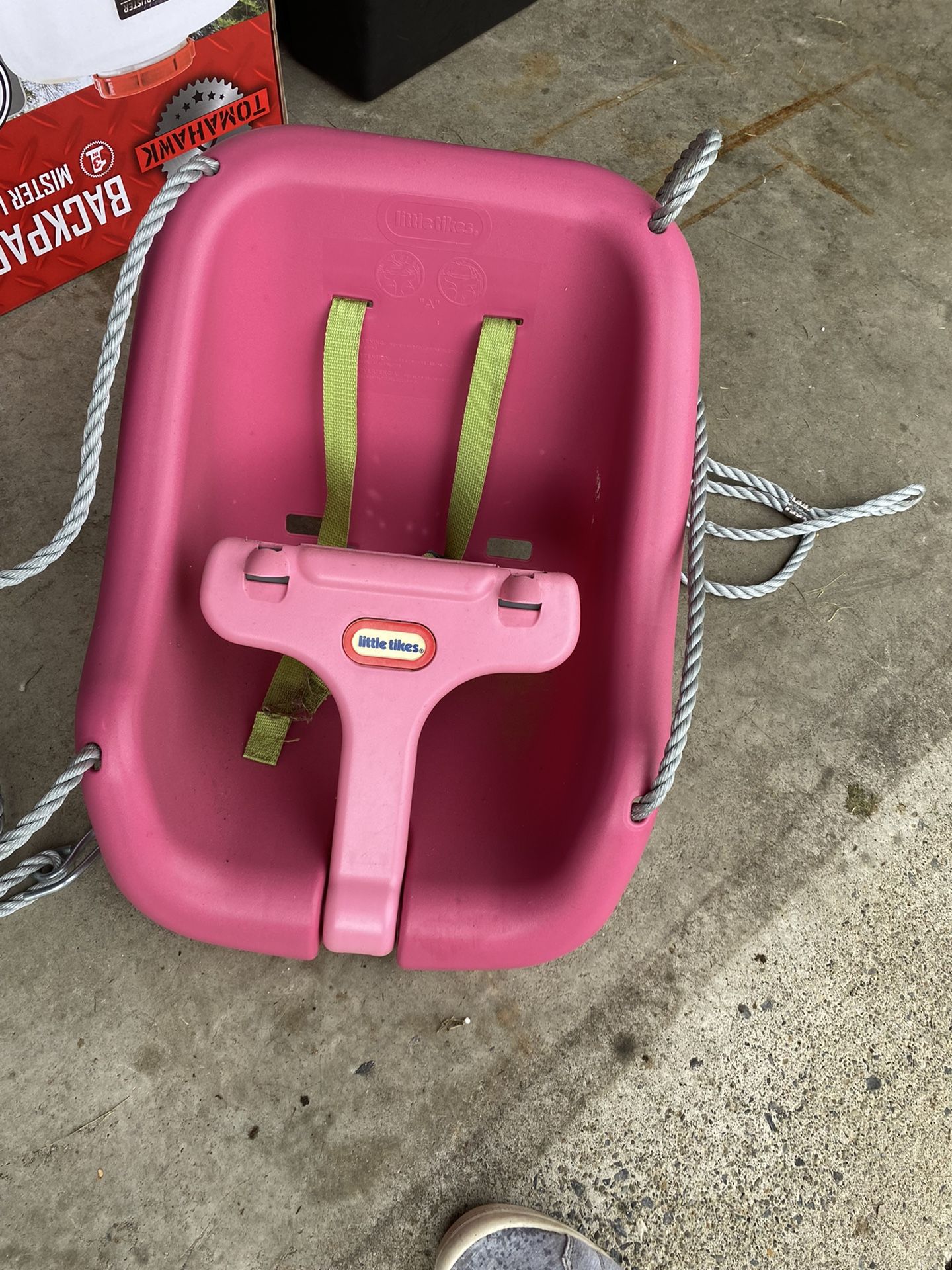 Little Tikes 2 Jn 1 Snug and secure swing Pink - Pickup In Hopewell Junction  Or Mahopac