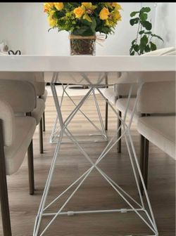 Dinning table