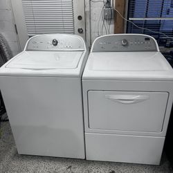 WHIRLPOOL WASHER. AND. DRYER. SET 