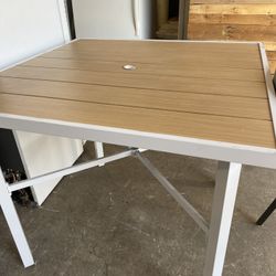Outdoor Square Table