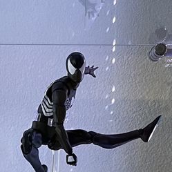 Symbiote Mafex Spider-Man 