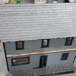 Doll House 